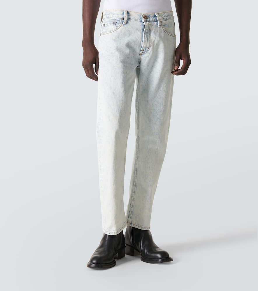 Straight jeans