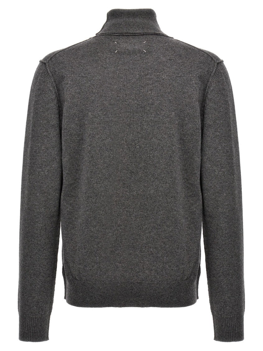 Roll-neck fine-knit jumper