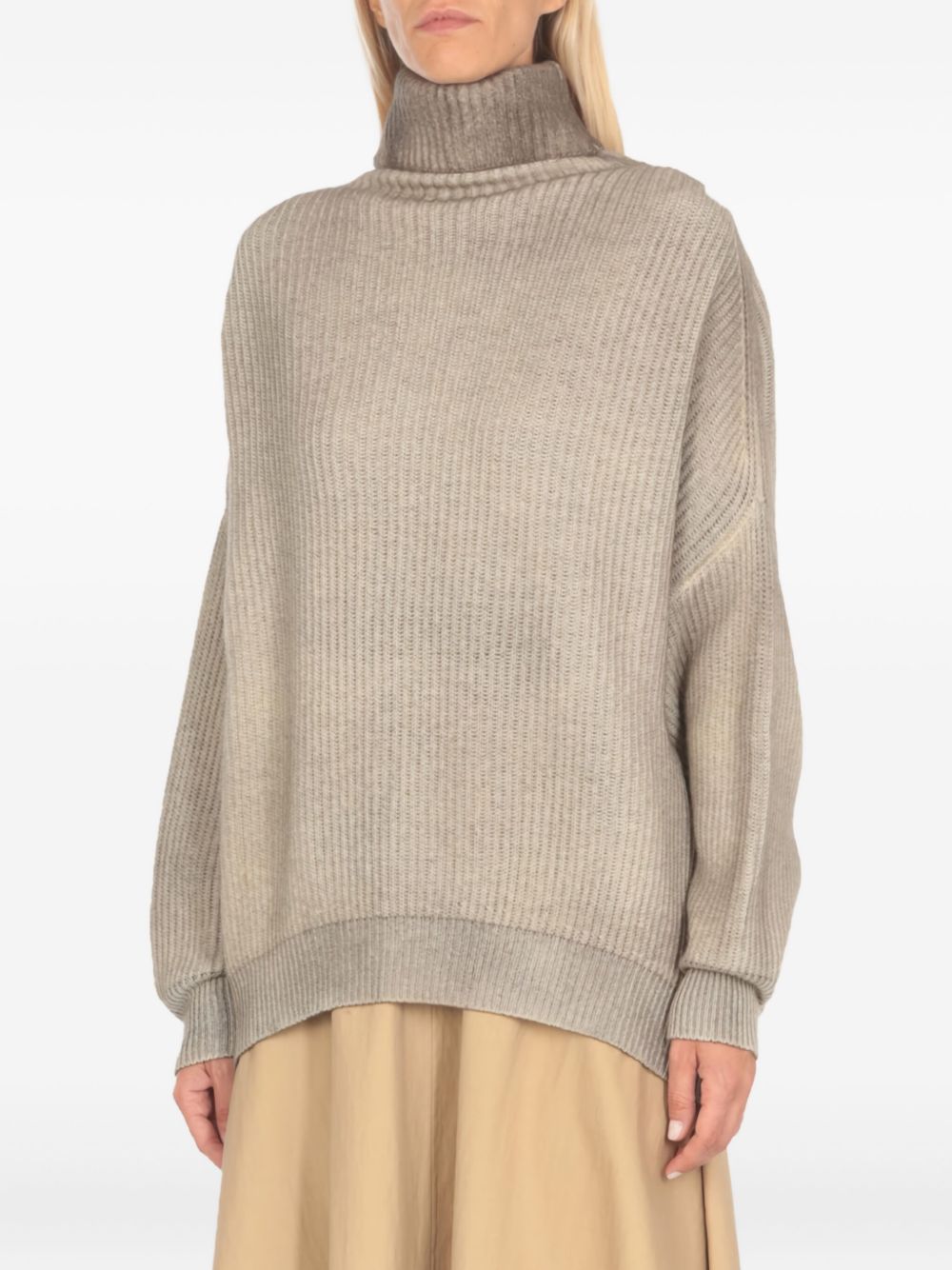 Sweater Woman color Brown