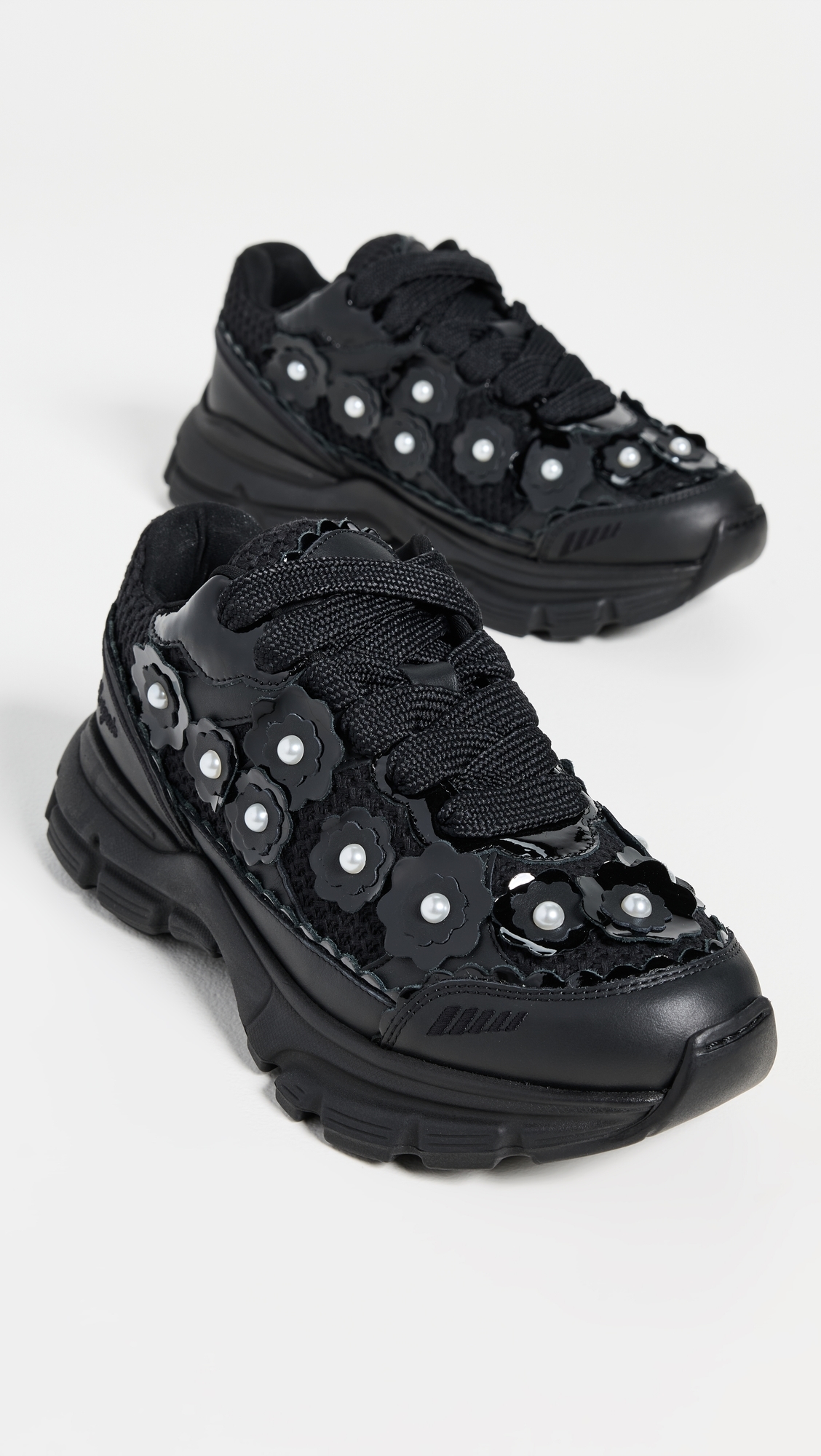 Axel Arigato Marathon Flower Runner Sneakers Black/Black