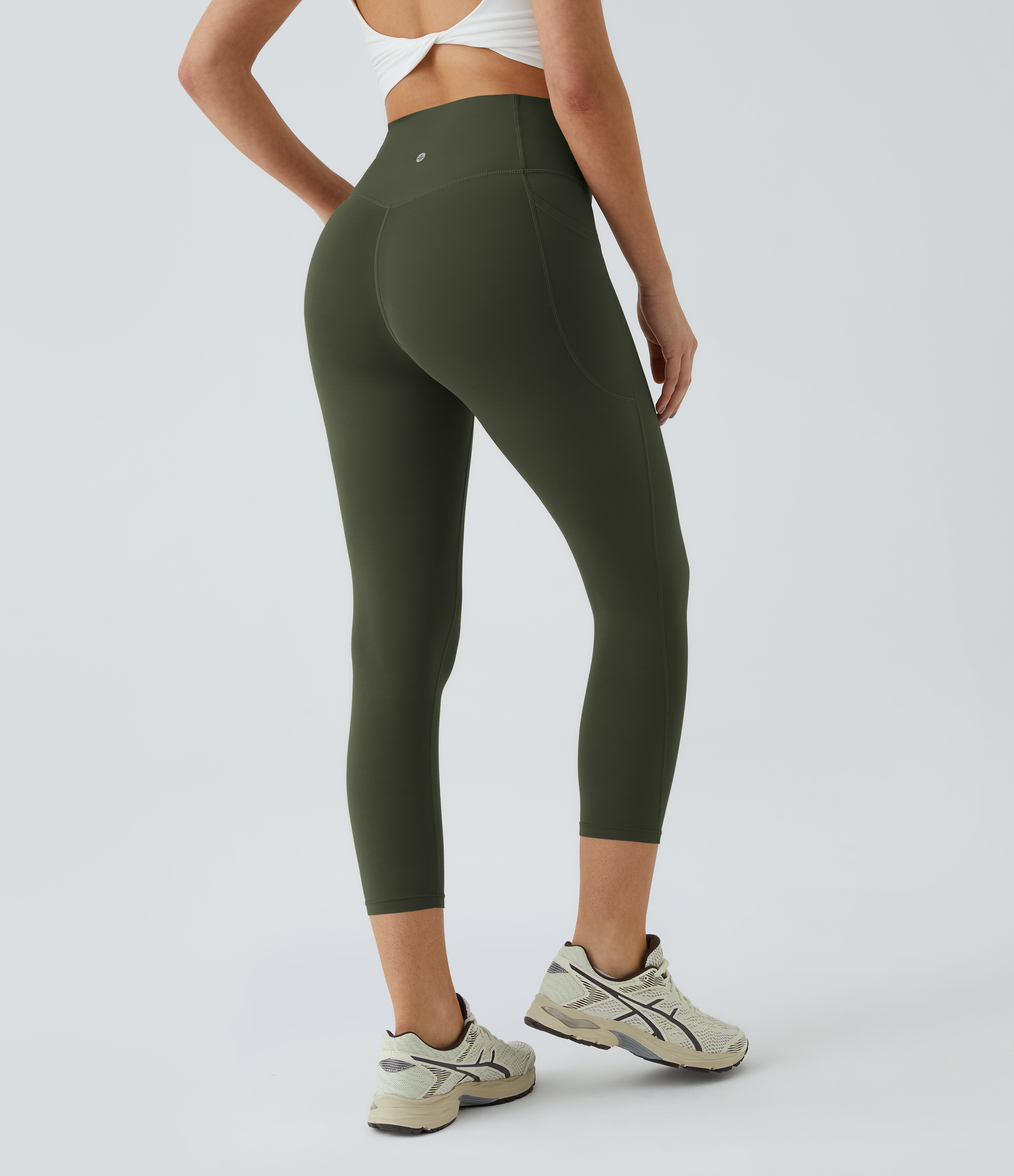 UltraSculpt™ High Waisted Tummy Control Pocket Shaping Training Capri Leggings  - Deep Woodland Green