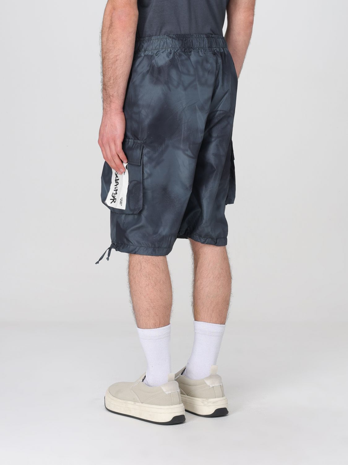 Short DISCLAIMER Men color Black
