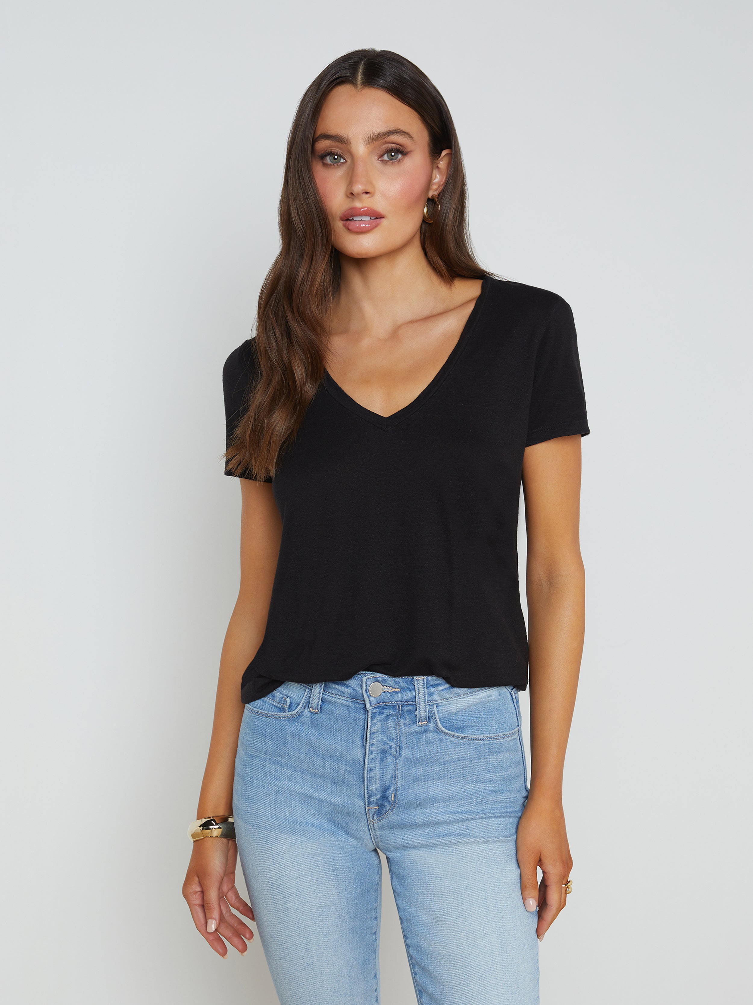 Daijia V-Neck T-Shirt In Black