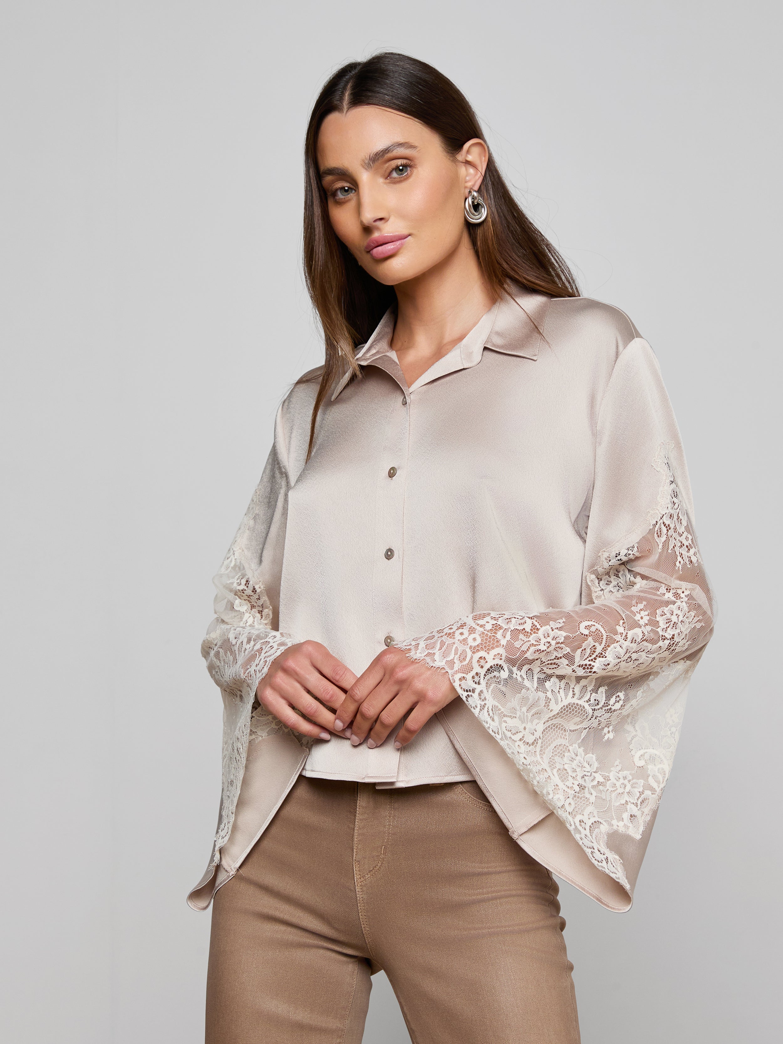 Capri Lace Sleeve Blouse Top In Feather Grey