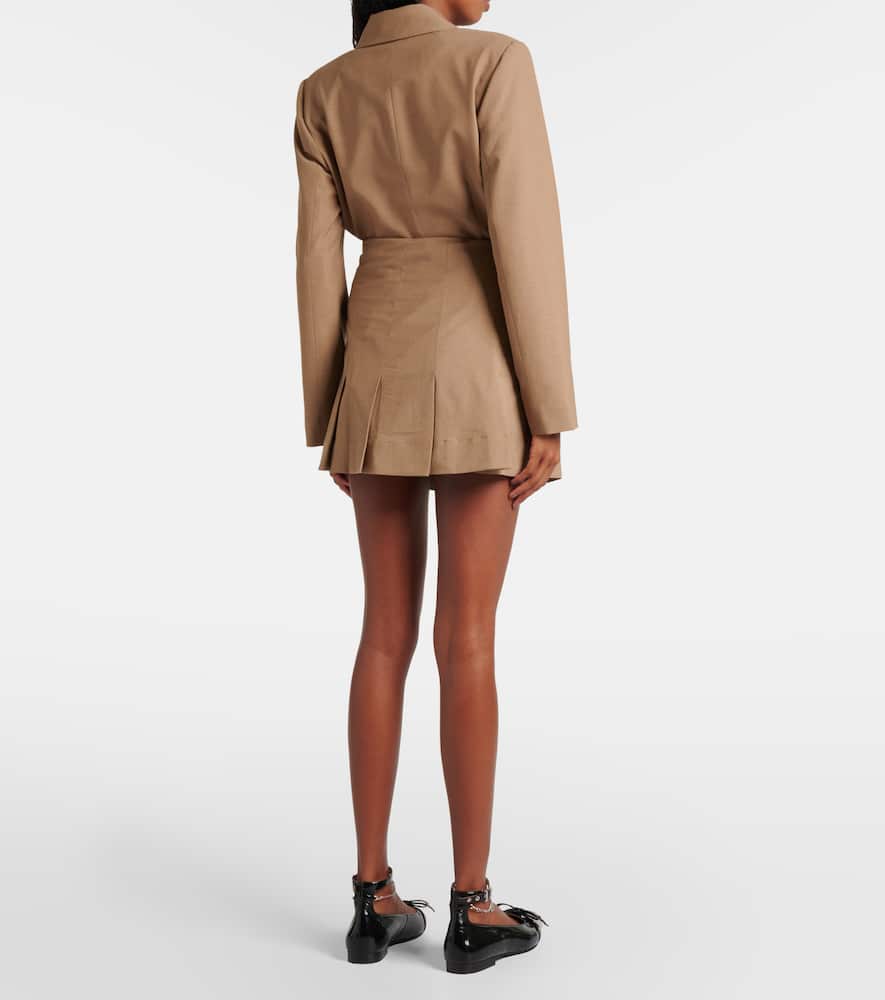 Pleated miniskirt