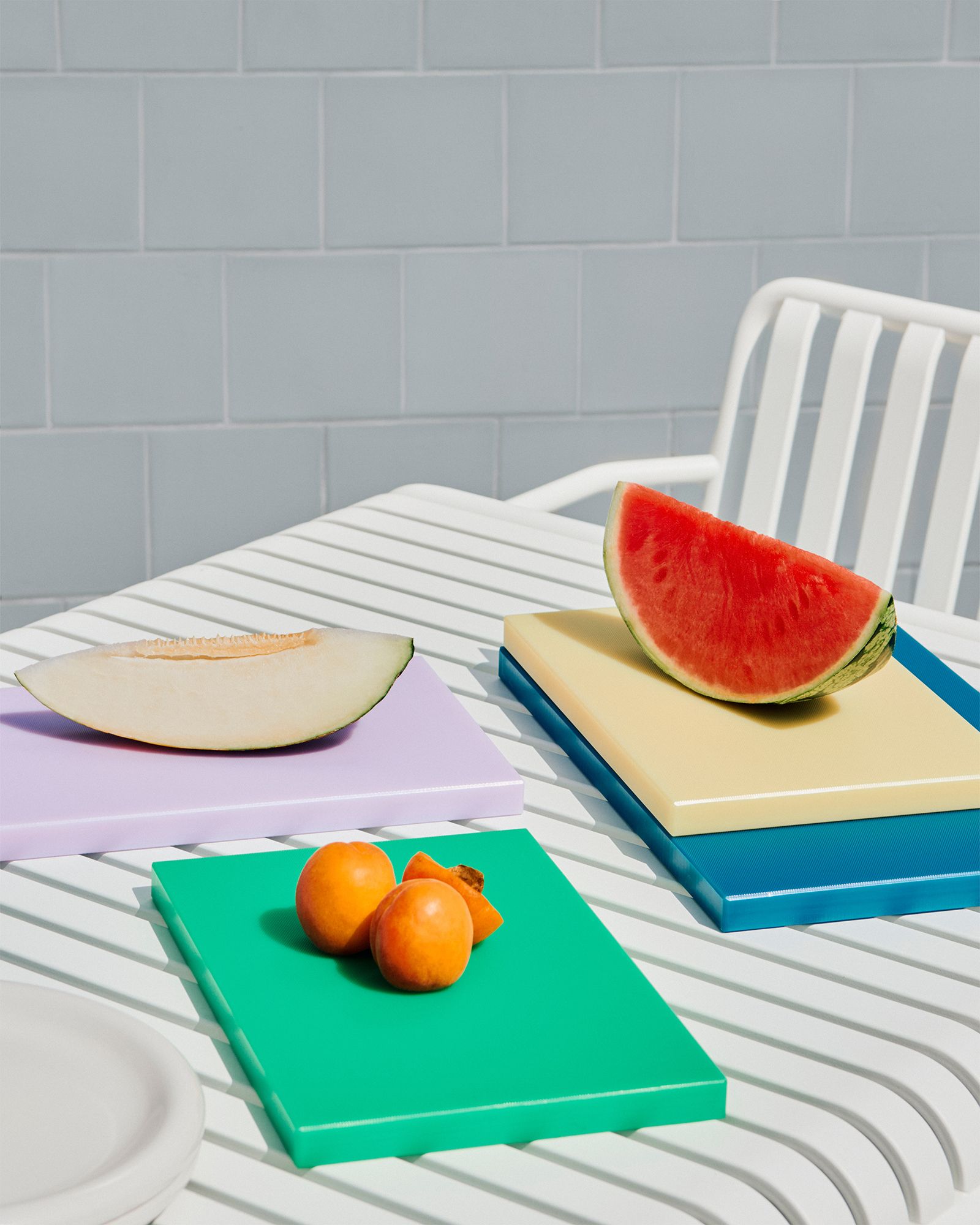 Slice Chopping Board - Medium in Green