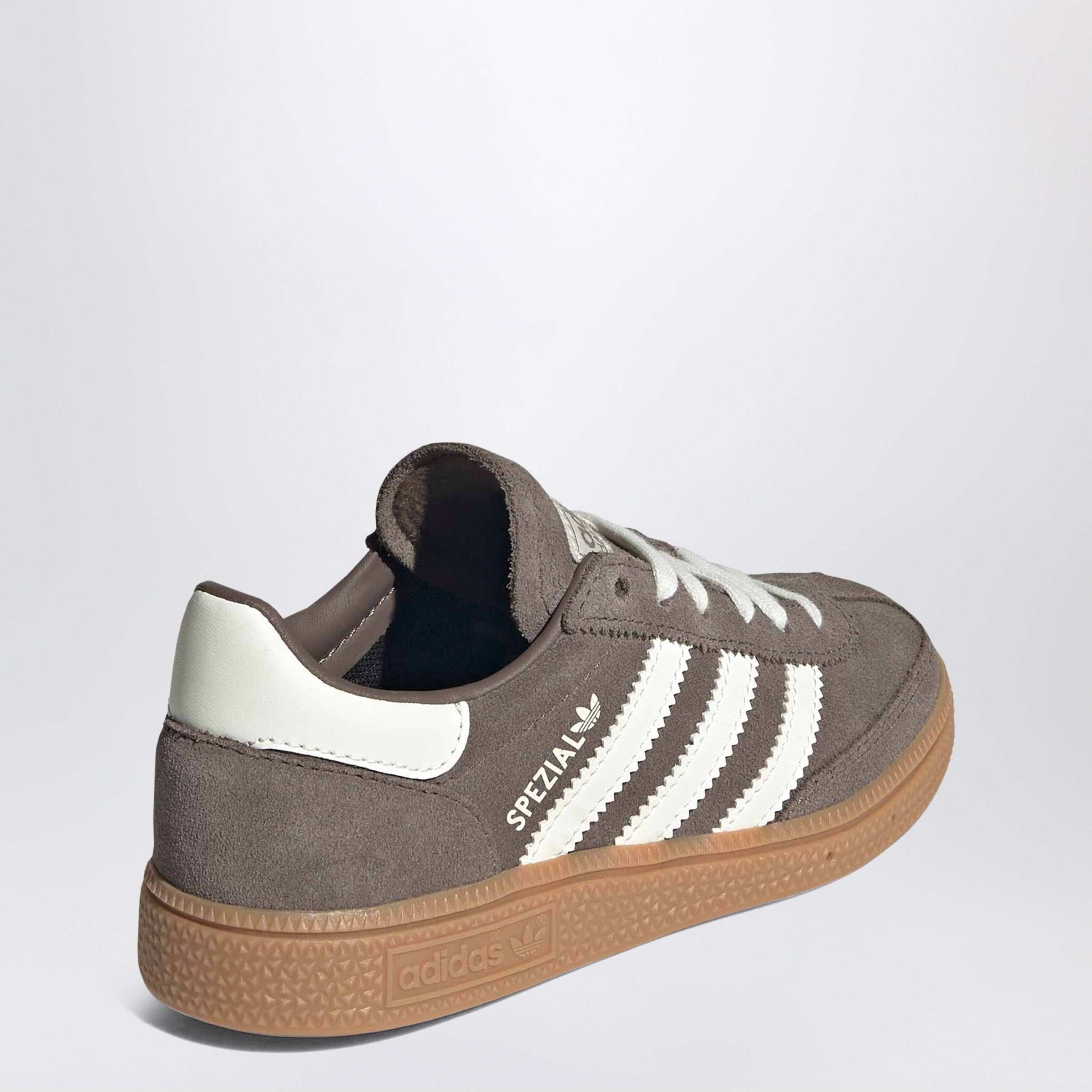 Adidas Handball Spezial sneakers in brown and white