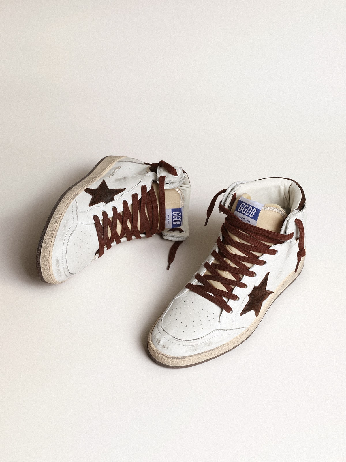 Golden Goose - Men’s Sky-star In White Nappa Leather With A Chocolate Suede Star, Man