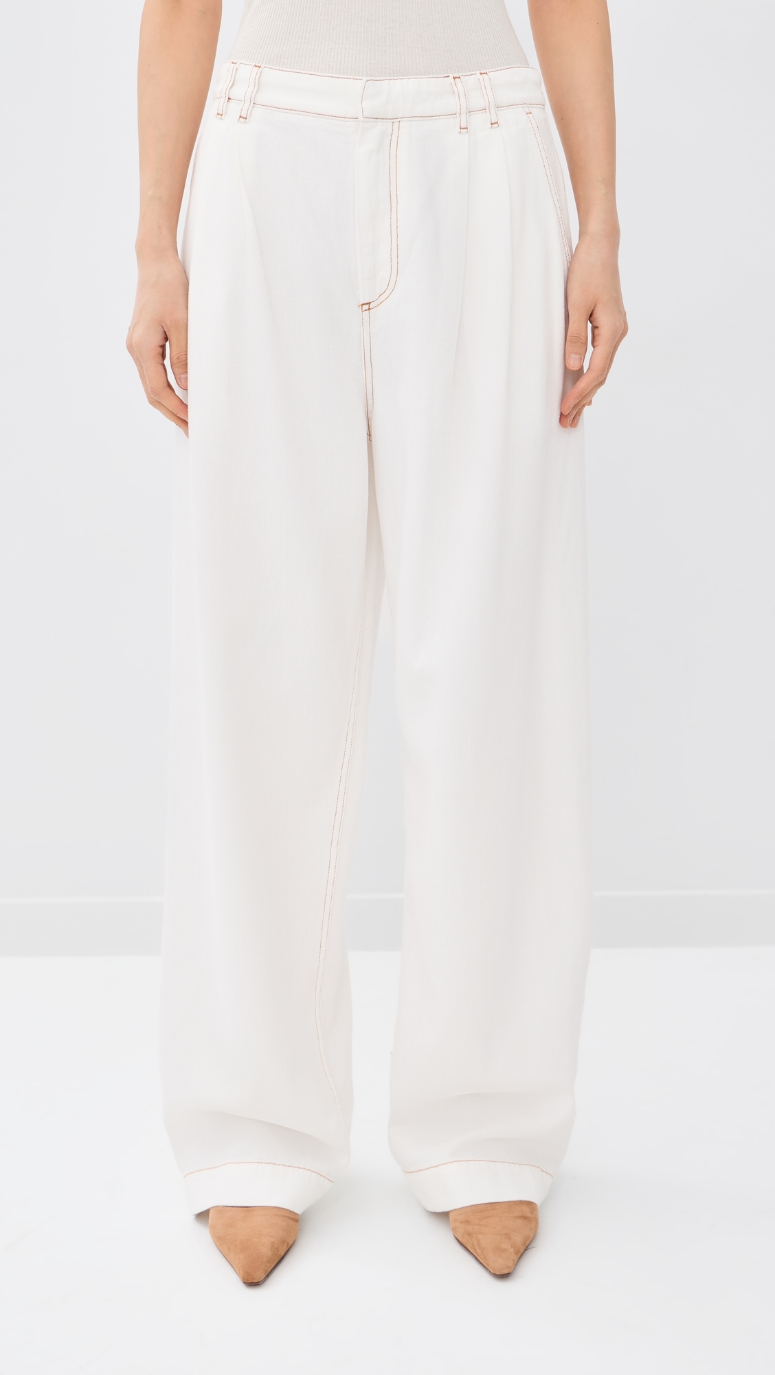 France Pleat Jeans Washed White