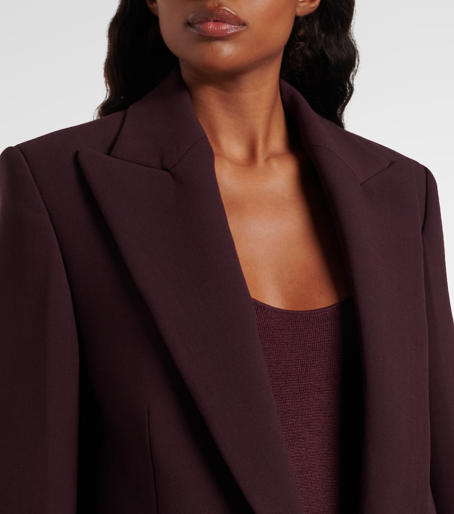 Single-breasted blazer