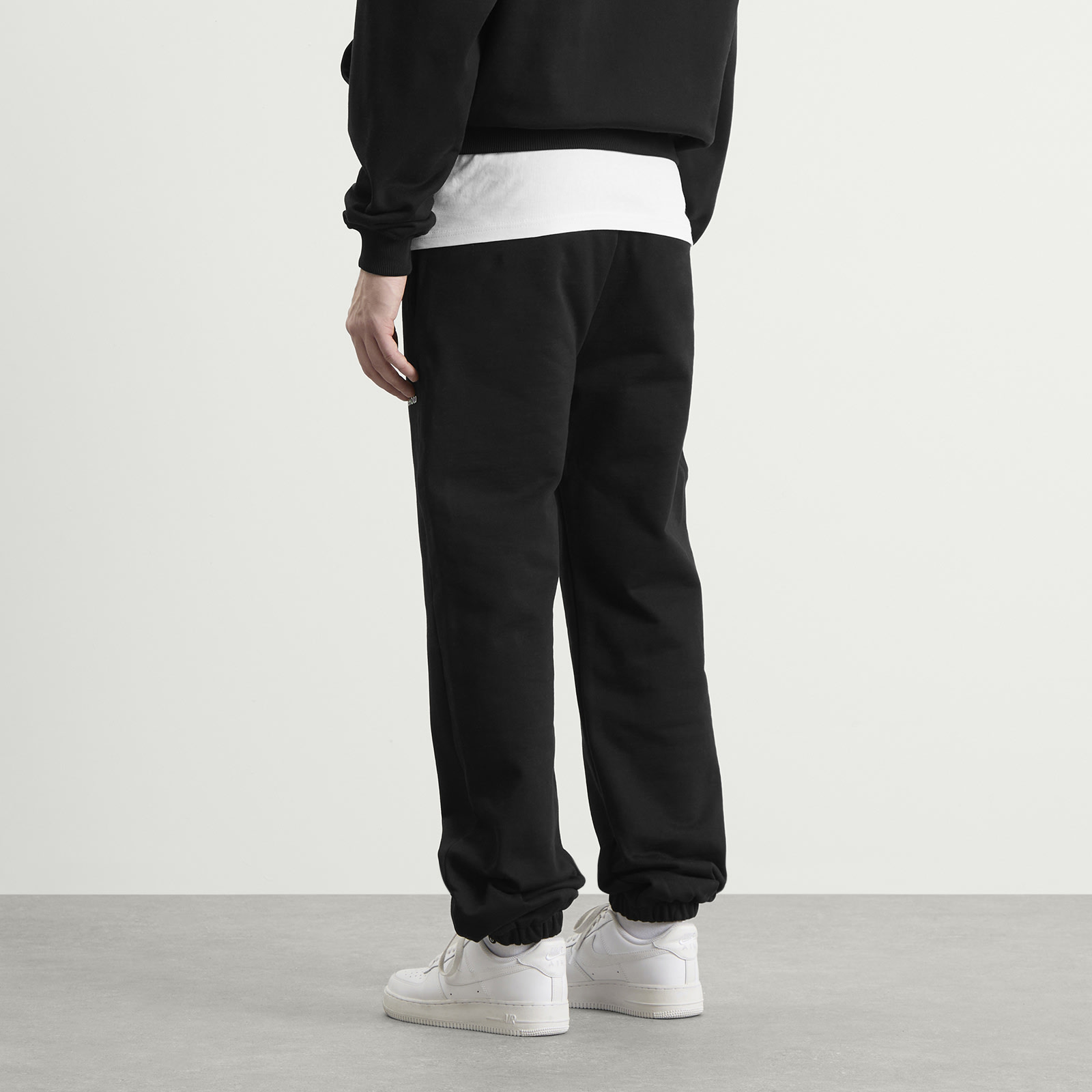 Men's Mini Logo Cuffed Joggers Black