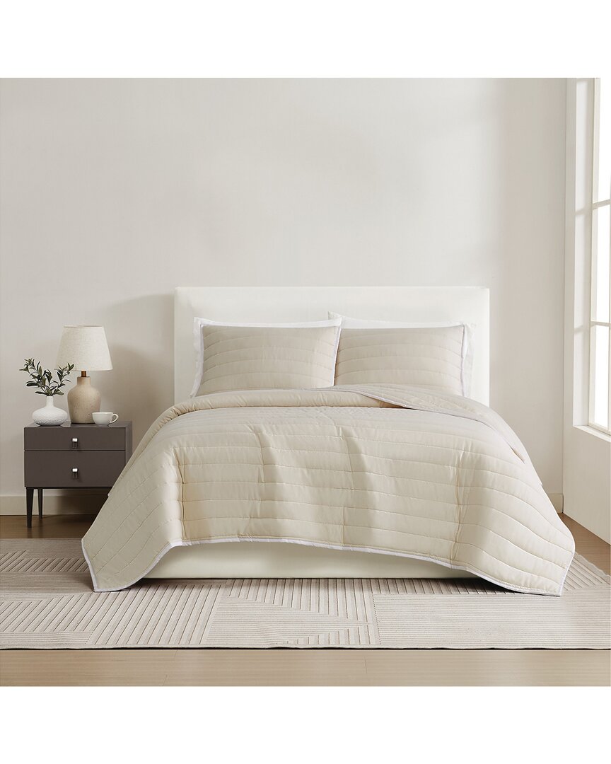 NY¨ Cotton Sateen Quilt Set