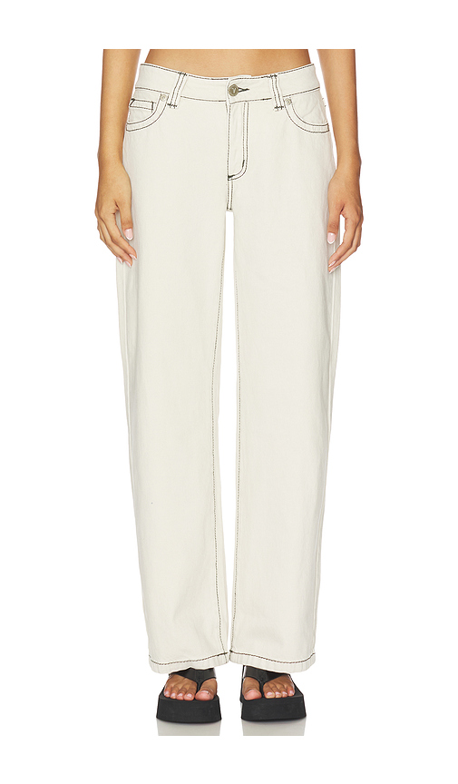 Abrand JAMBES LARGES White. 30. Also , 24, 25, 26, 27