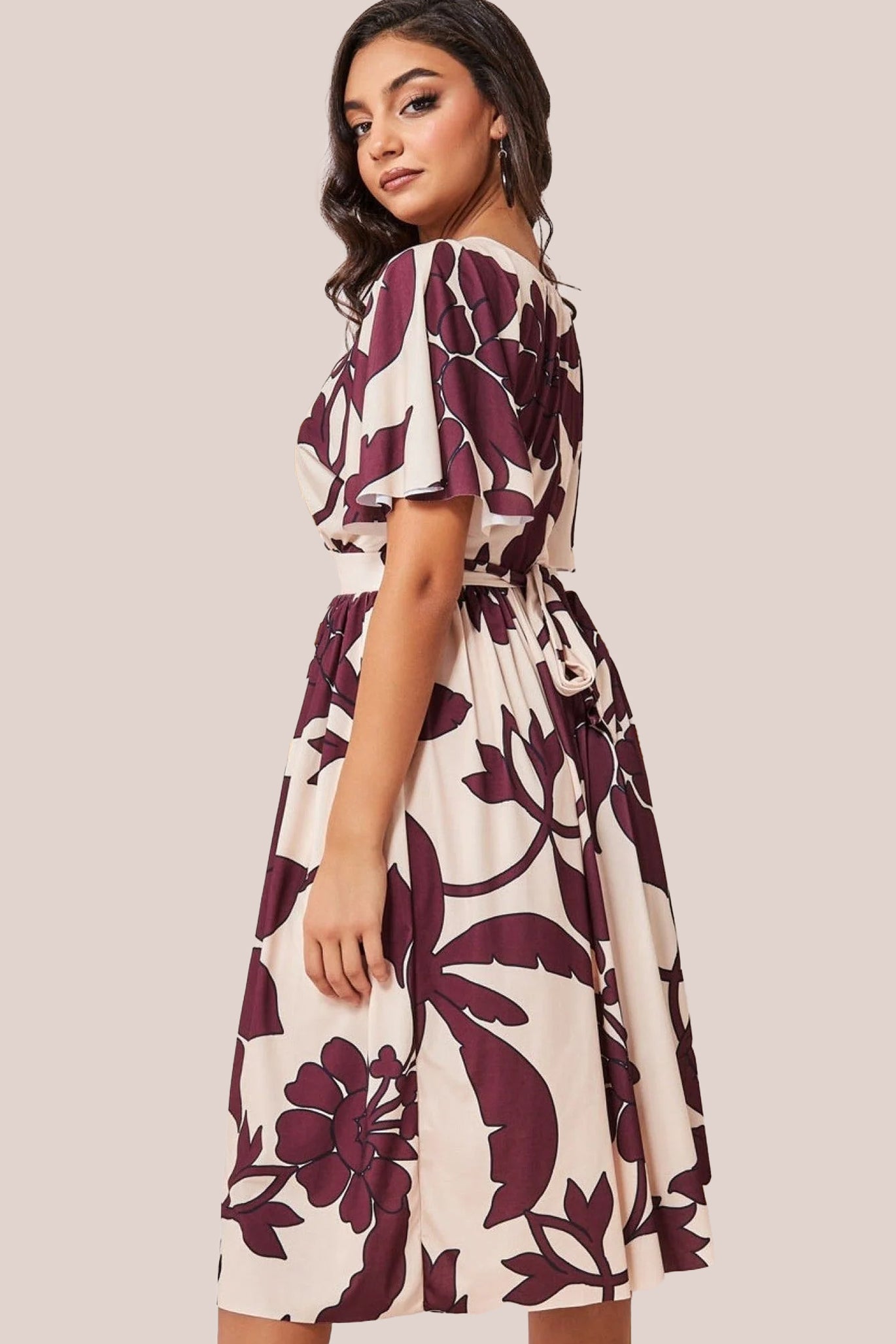 Goddiva Leaf Print Flutter Sleeve Midi - Crea