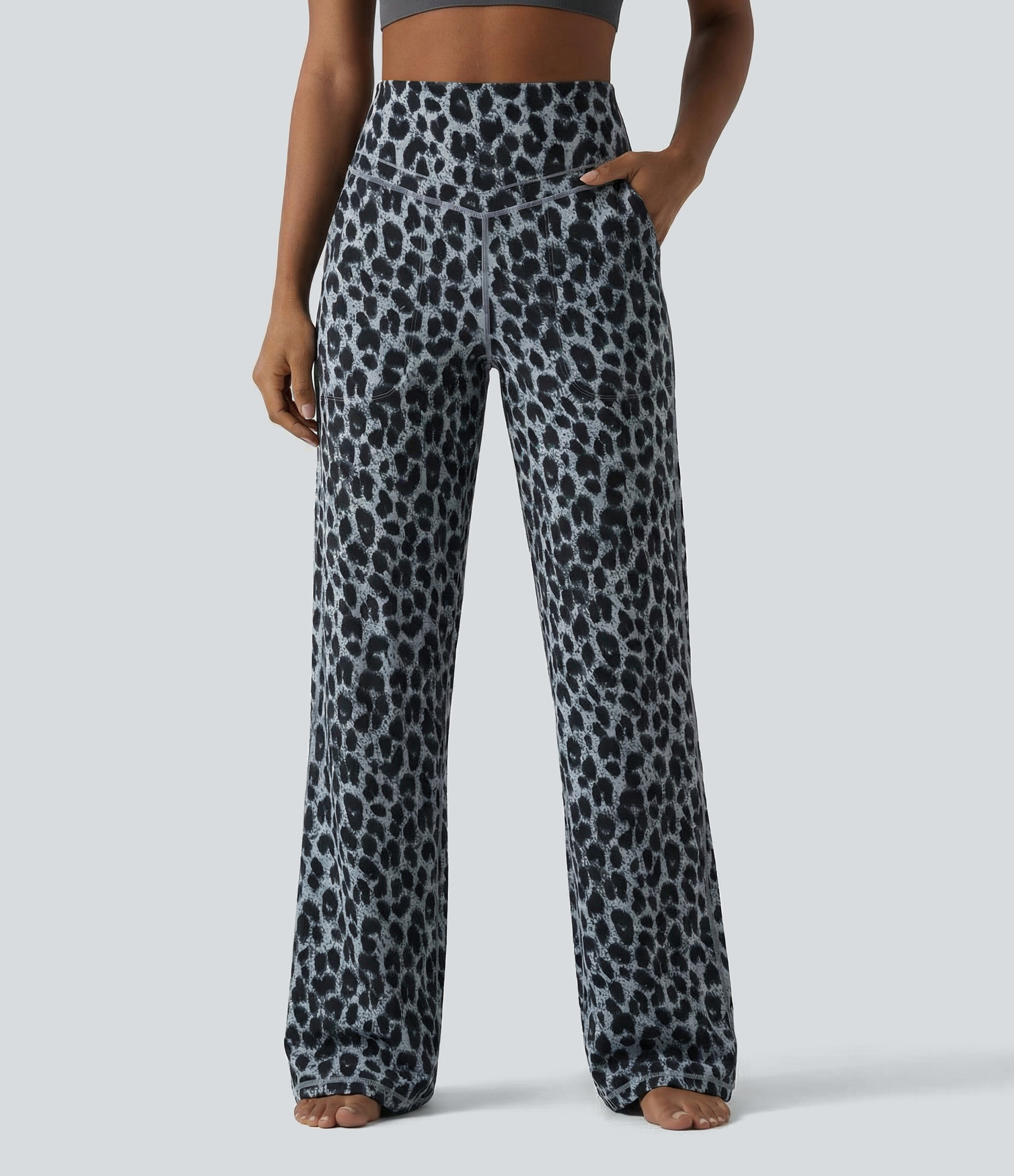 UltraSculpt™ Leopard Print High Waisted Tummy Control Straight Leg Yoga Pants with Pockets  - Moonshadow Leopard