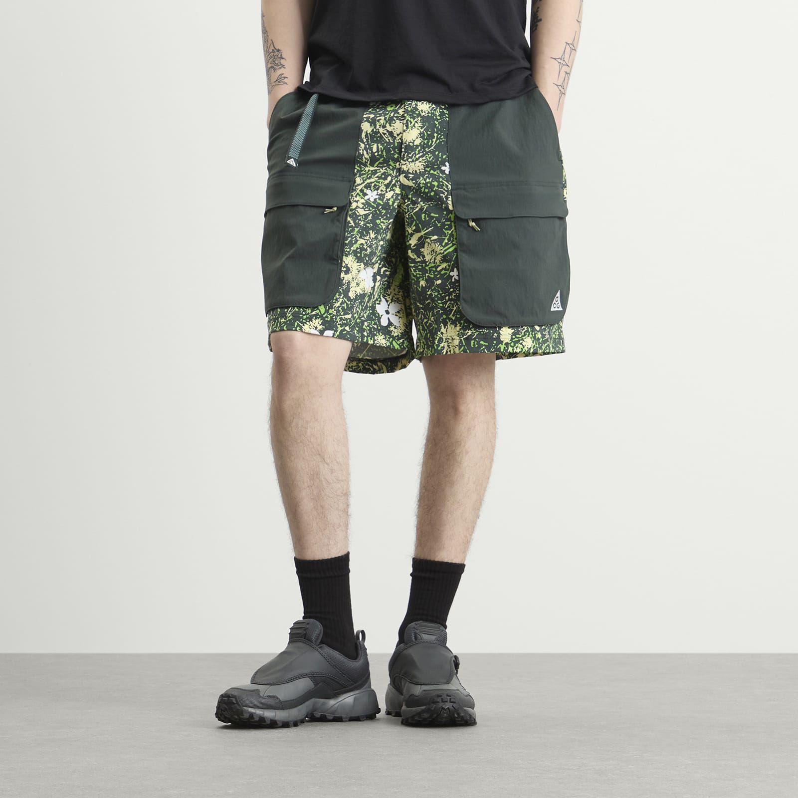 Men's ACG All Over Print Smith Summit Short in Black Spruce/Life Lime/Summit White