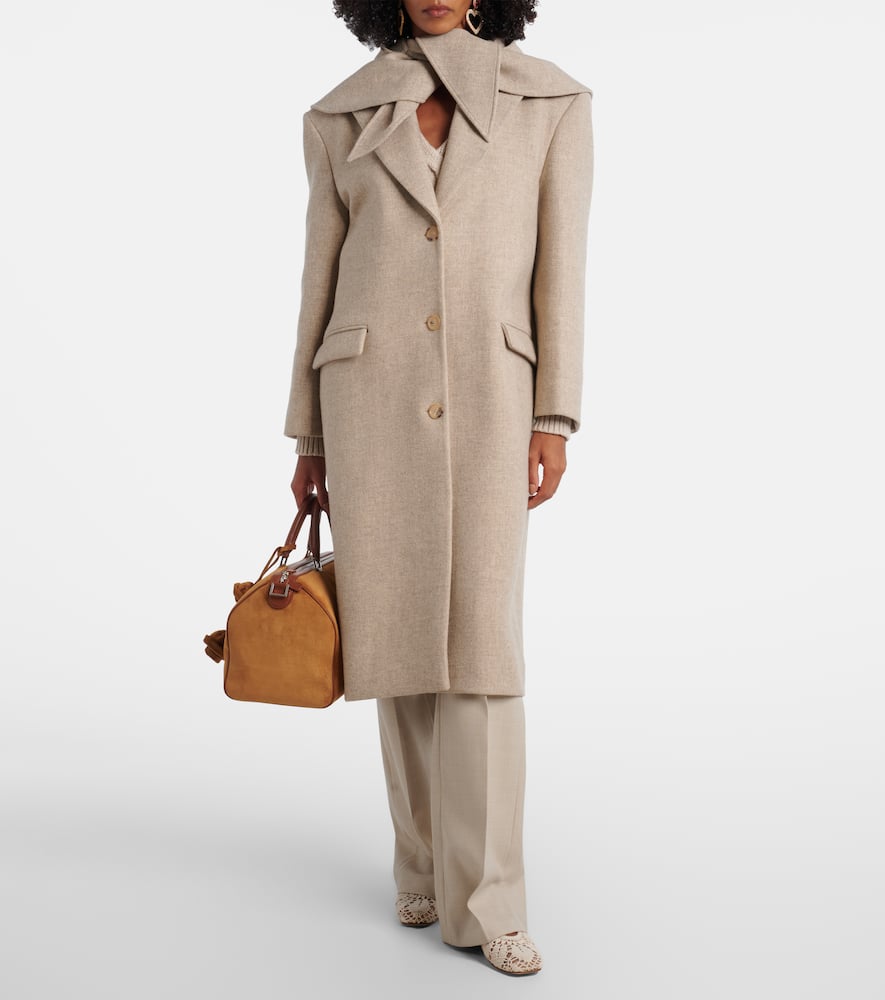 Hooded wool and silk coat