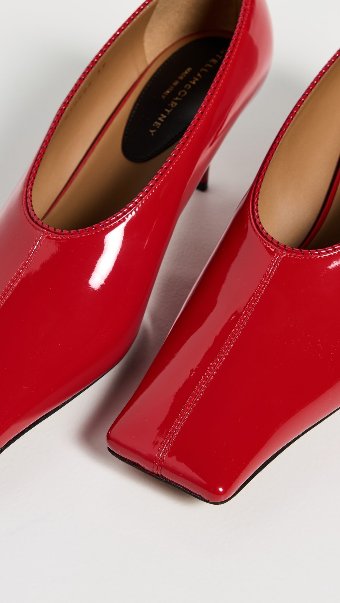 Patent Alter Mat Pumps 60mm Red