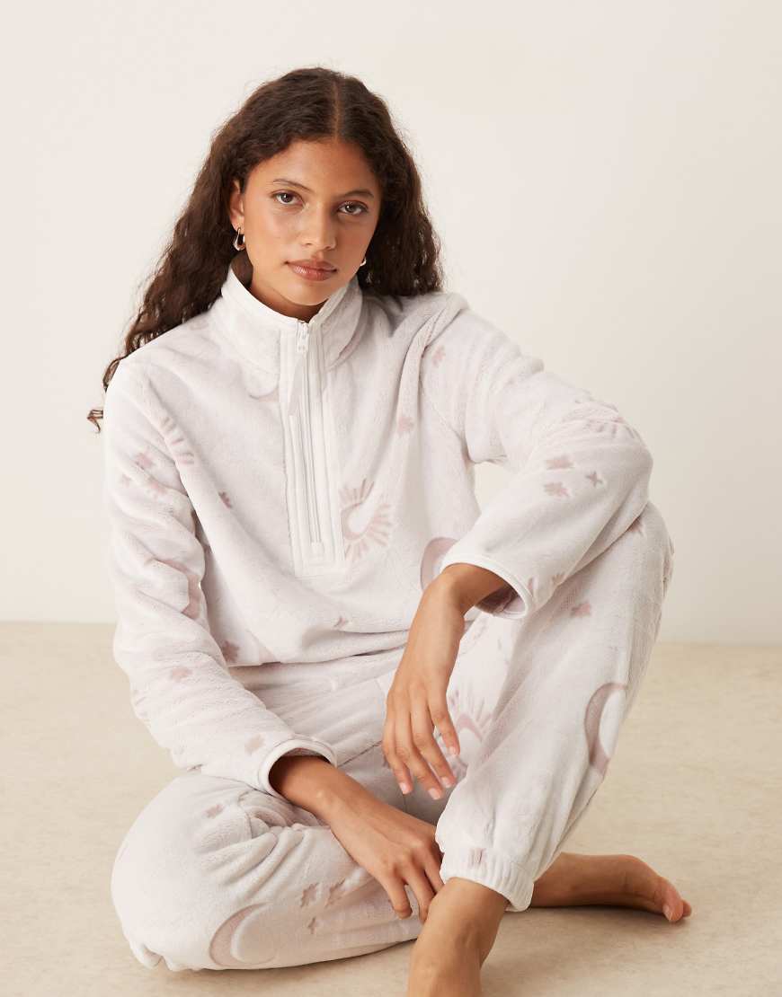 Fleece lounge set in tonal star print-Neutral