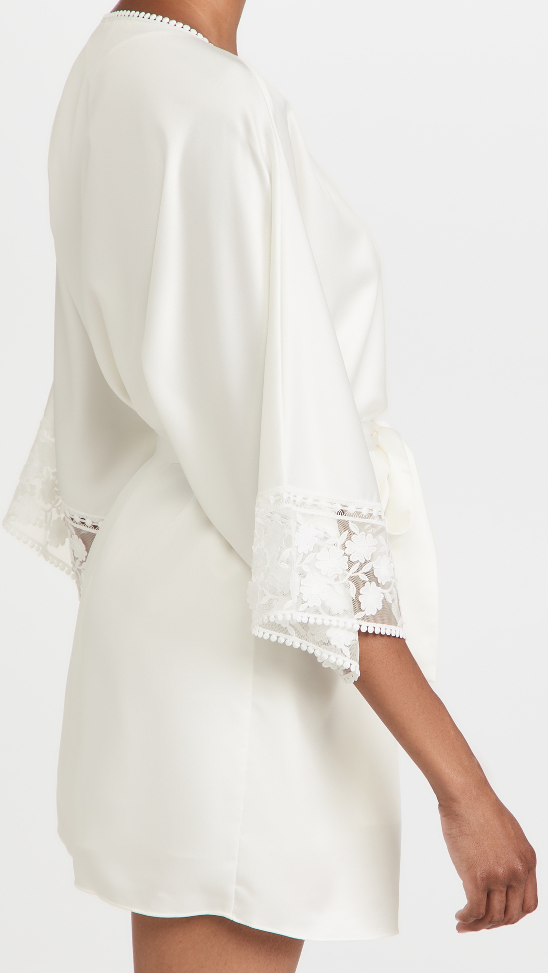 Kylie Charmeuse Wrap with Lace Ivory L