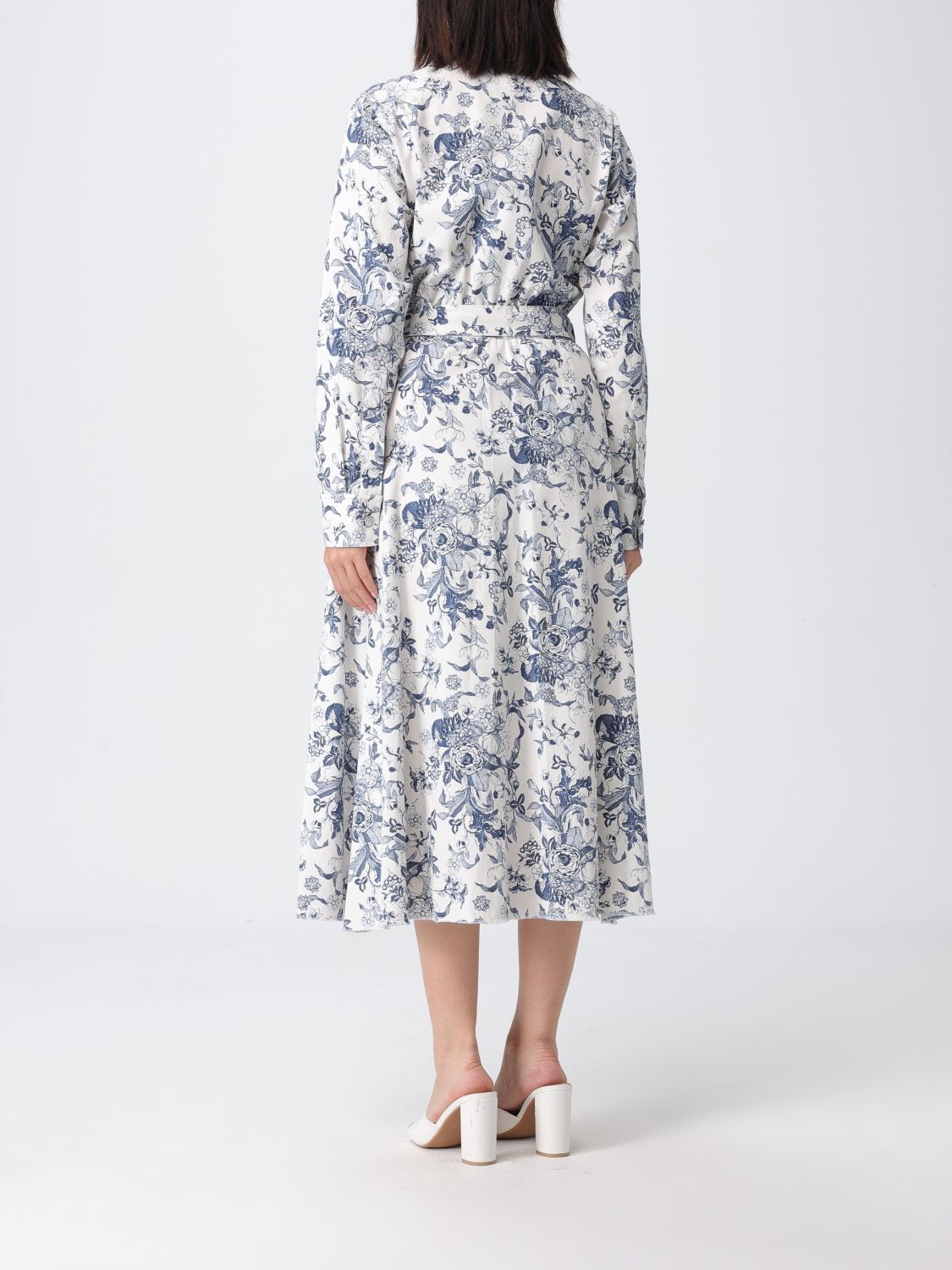 Dress Woman color White