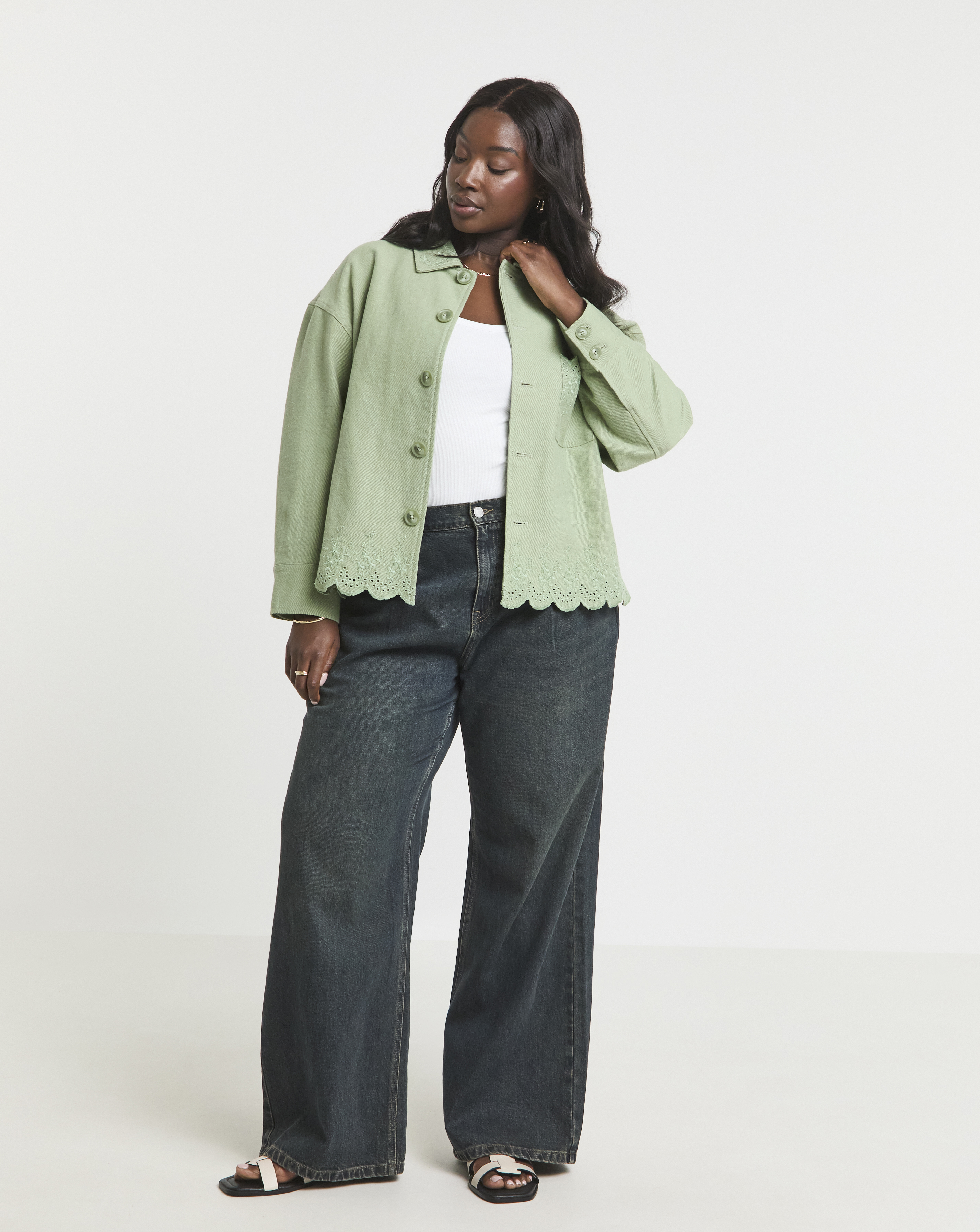 SBE Matcha Broderie Cropped Jacket