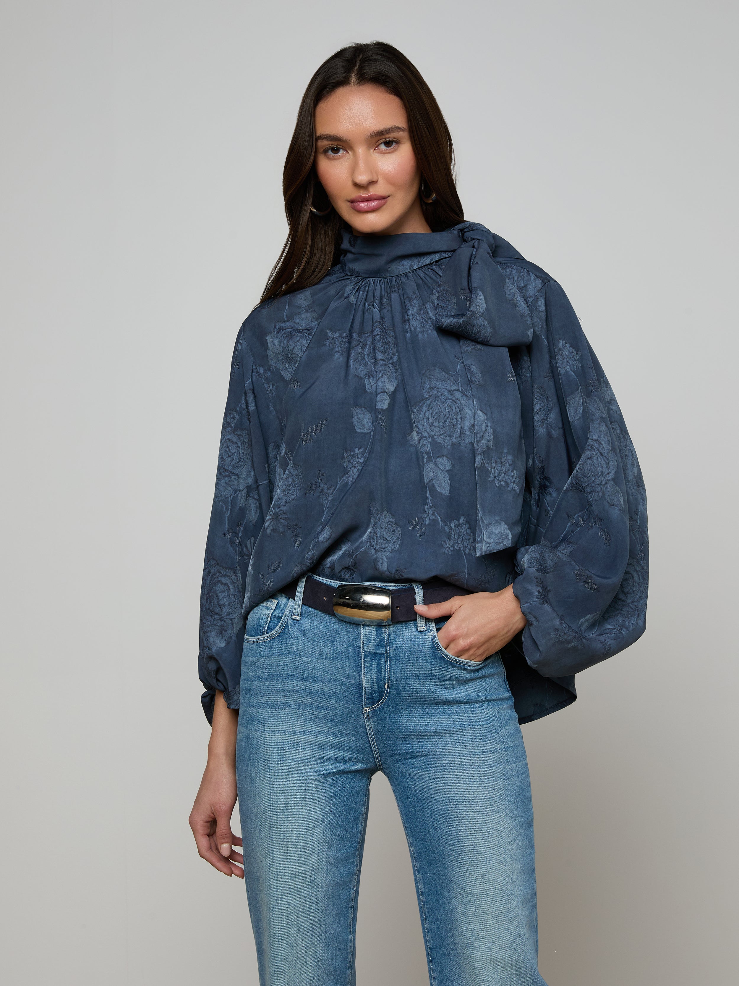 Rhett Oversized Blouse Top In Vintage Indigo Floral
