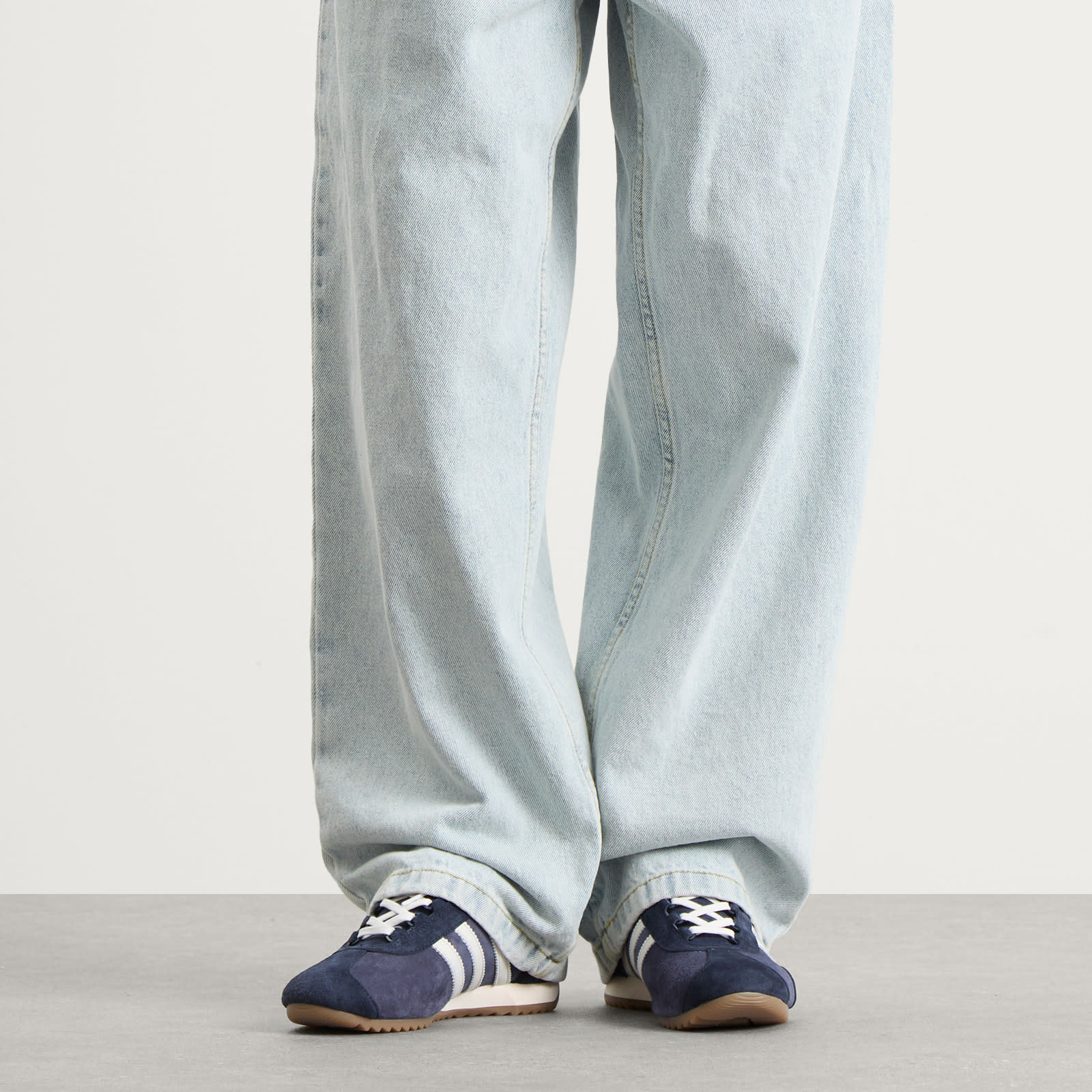 Men's SL 72 Pt Sneaker in Shadow Navy/Crystal White/Legend Ink