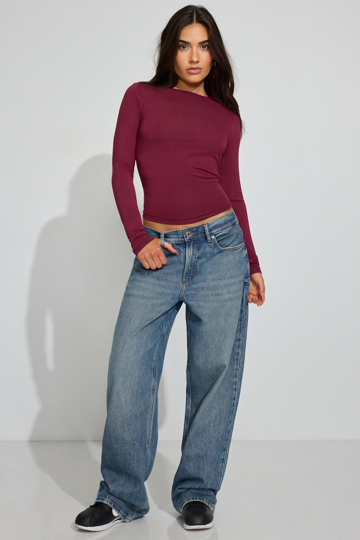 Smooth Long Sleeve Crewneck Top