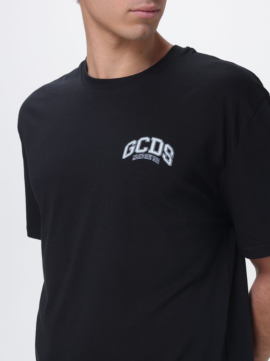 T-Shirt Men color Black