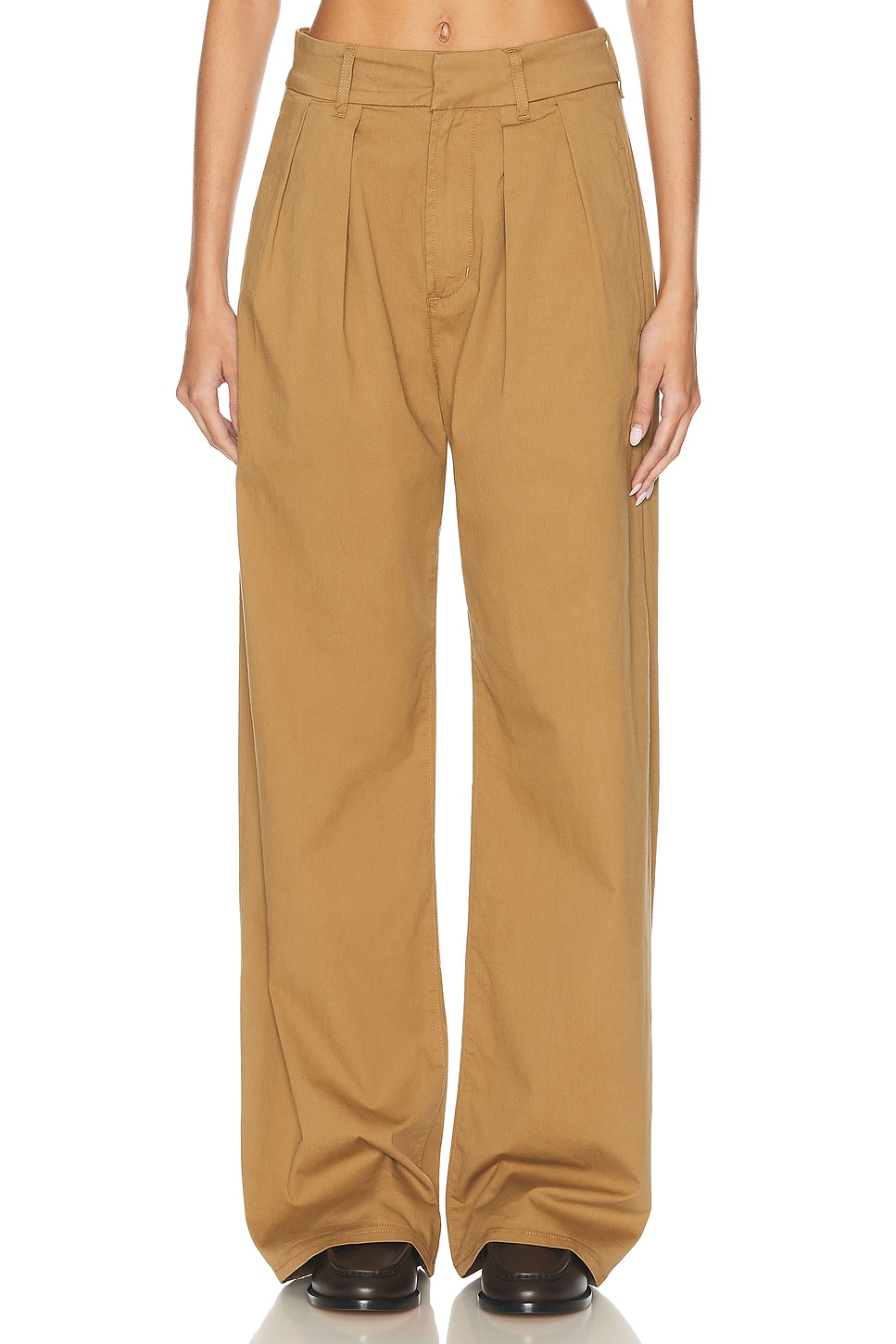 Citizens of Humanity Petra Pleated Trouser in Nano - Mustard. 33 also