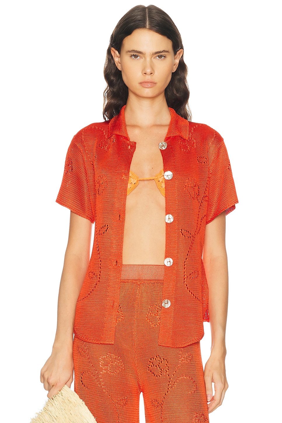 Calle Del Mar Ivy Short Sleeve Shirt in Tomato - Red. L also in M