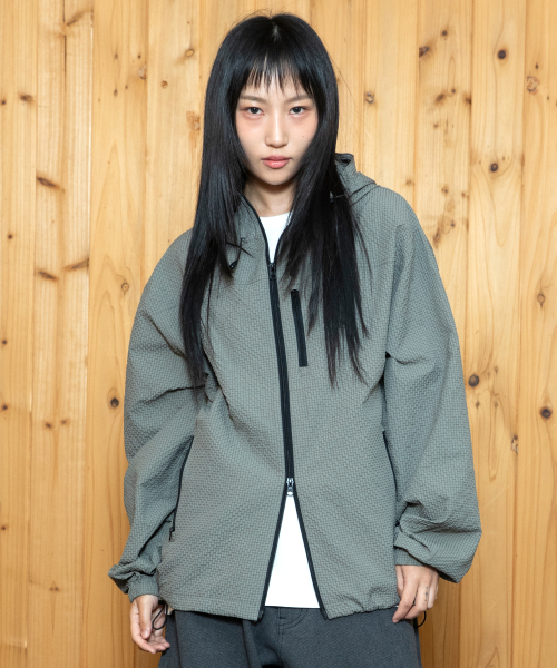 XJ132 Check Wrinkle Windbreaker