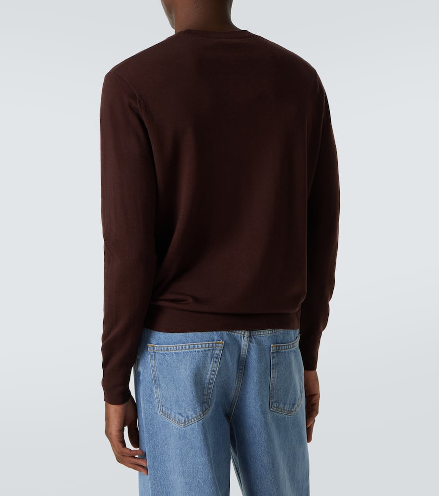 Wool sweater