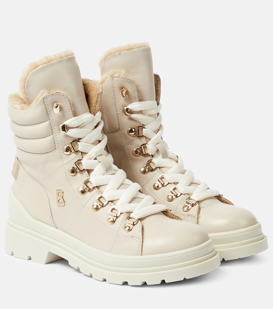 Shearling-lined leather boots