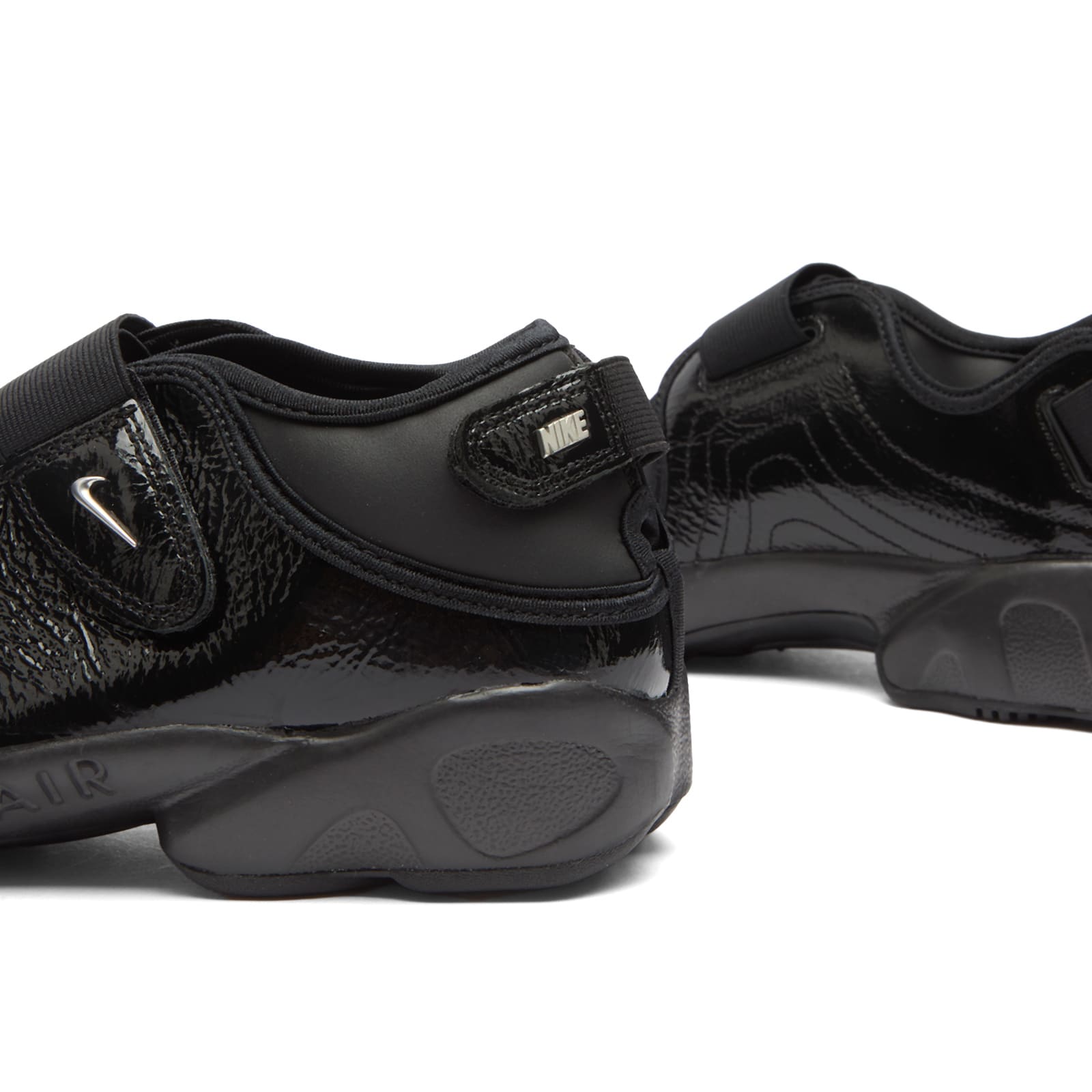 Women's Air Rift Se Sneaker in Black/Metallic Silver