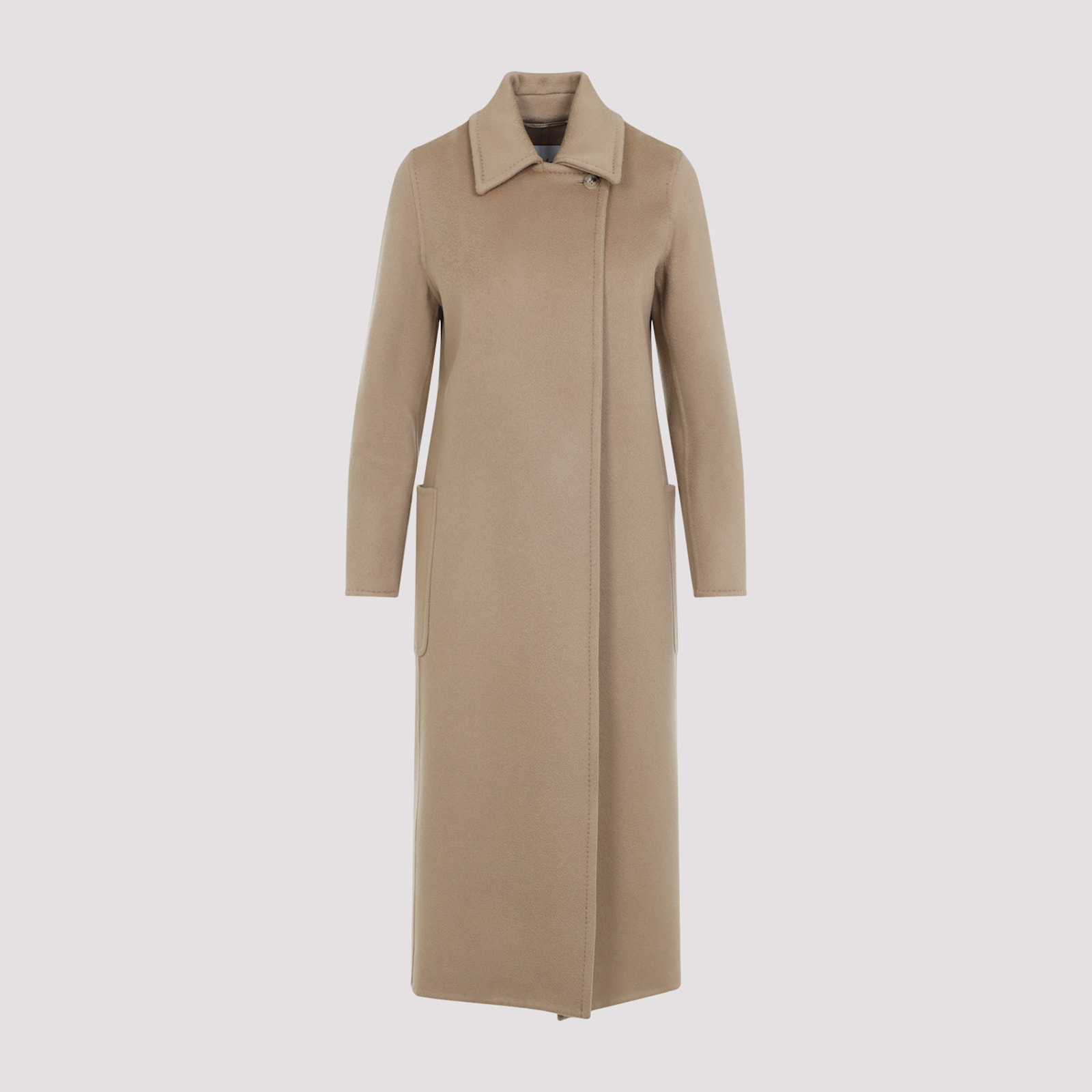 Artur Coat