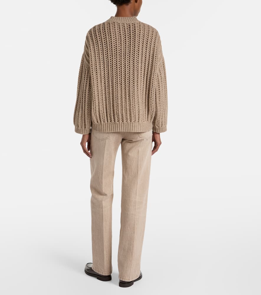 Cashmere sweater