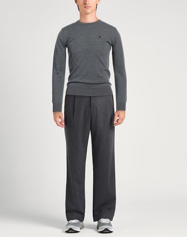 Man Sweater Lead