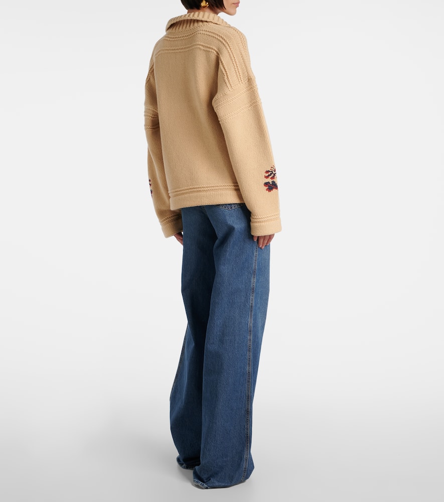 Wool and cashmere sweater