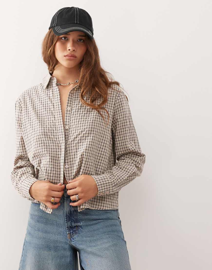 Nirvana 90s button through fitted shirt in vintage beige check-Neutral