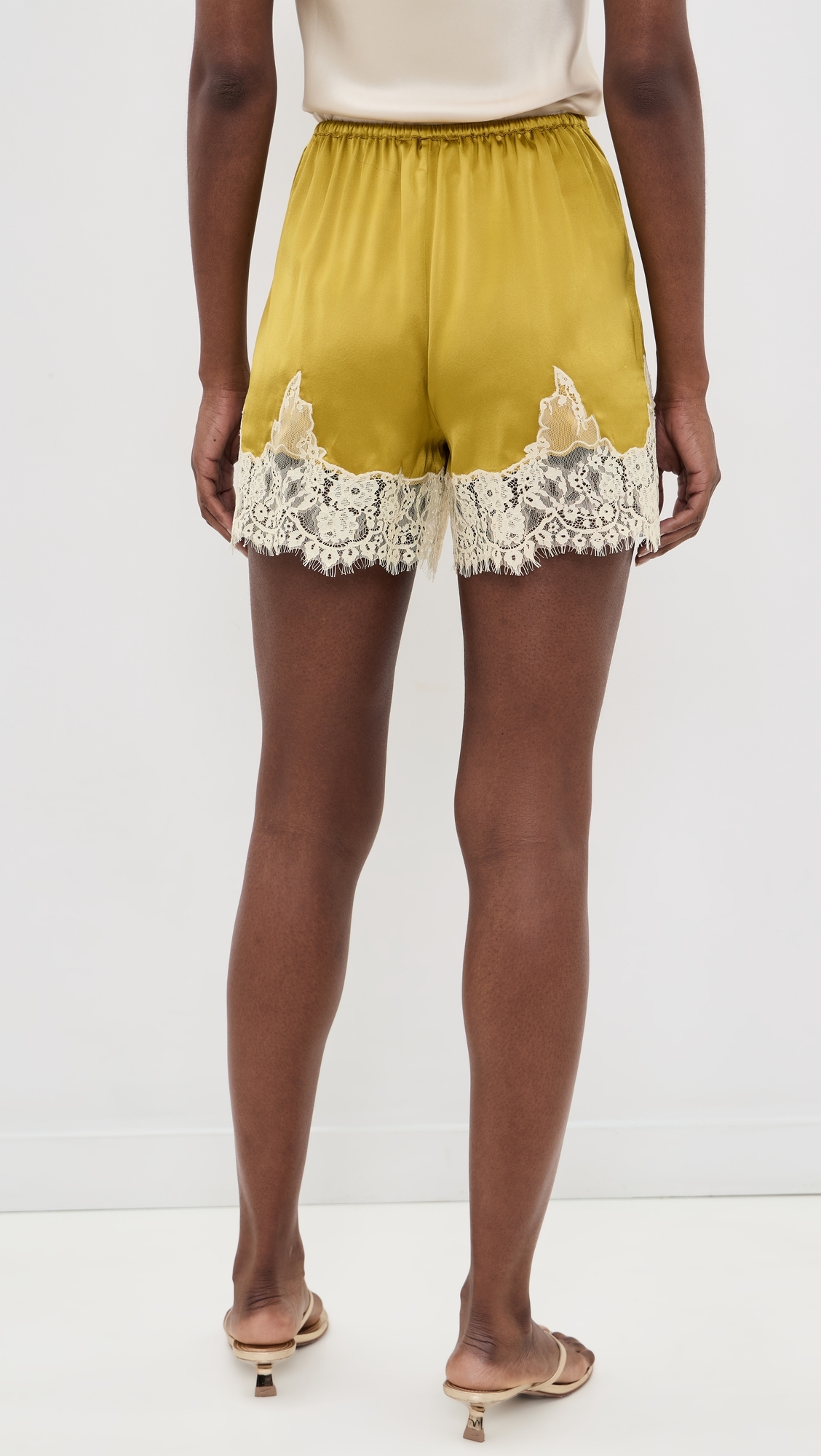 O. p.t Rosa Shorts Mango