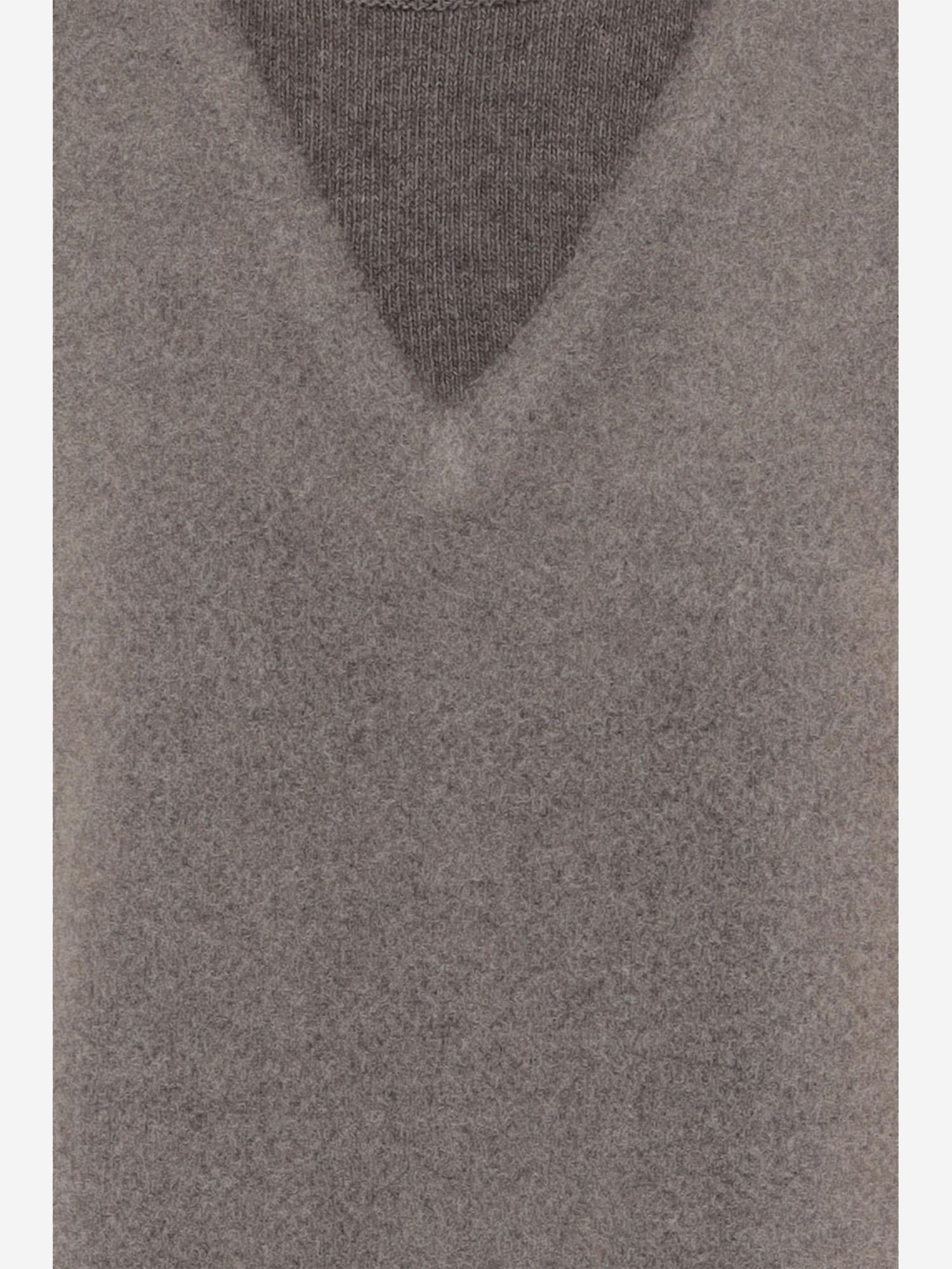 Virgin Wool Colour-Block Vest — Gray