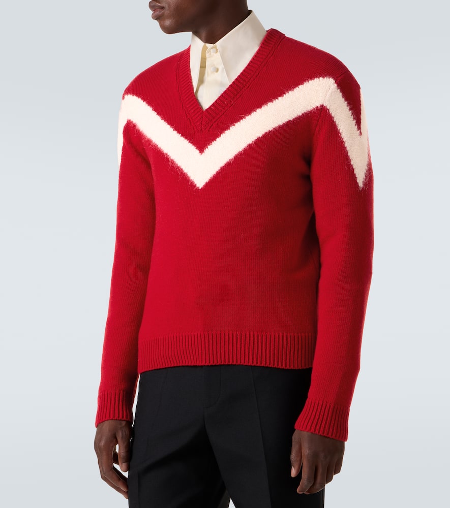 Virgin wool sweater