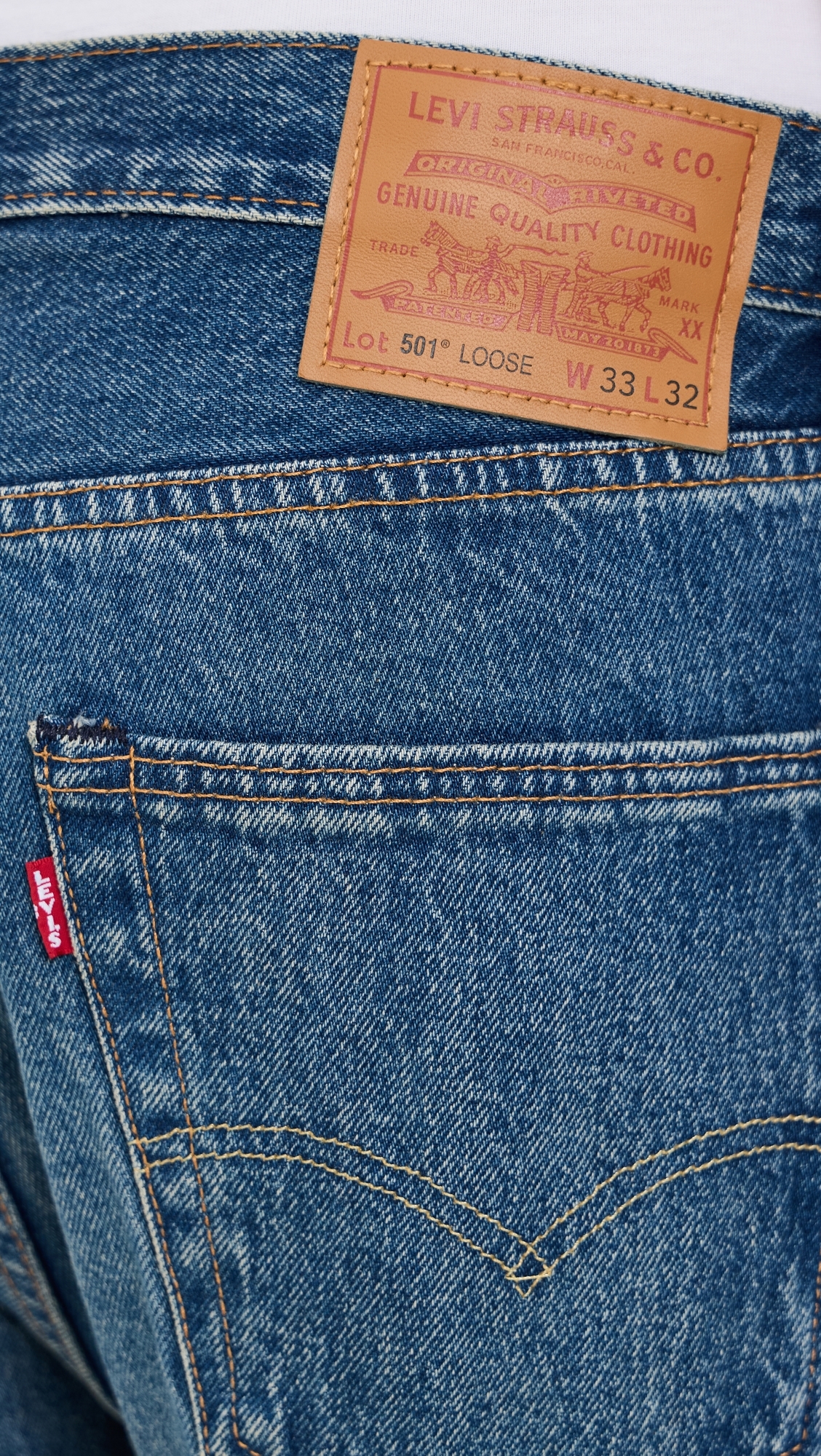 501 Loose Jeans Wild Raptor