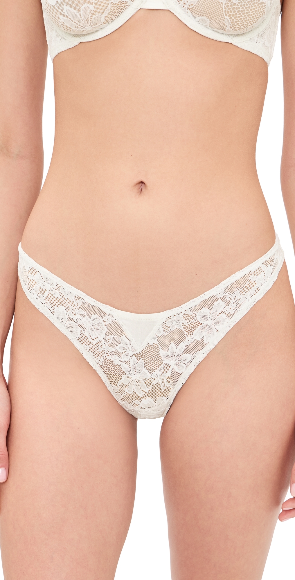 Le Stretch Lace Thong Ivory L