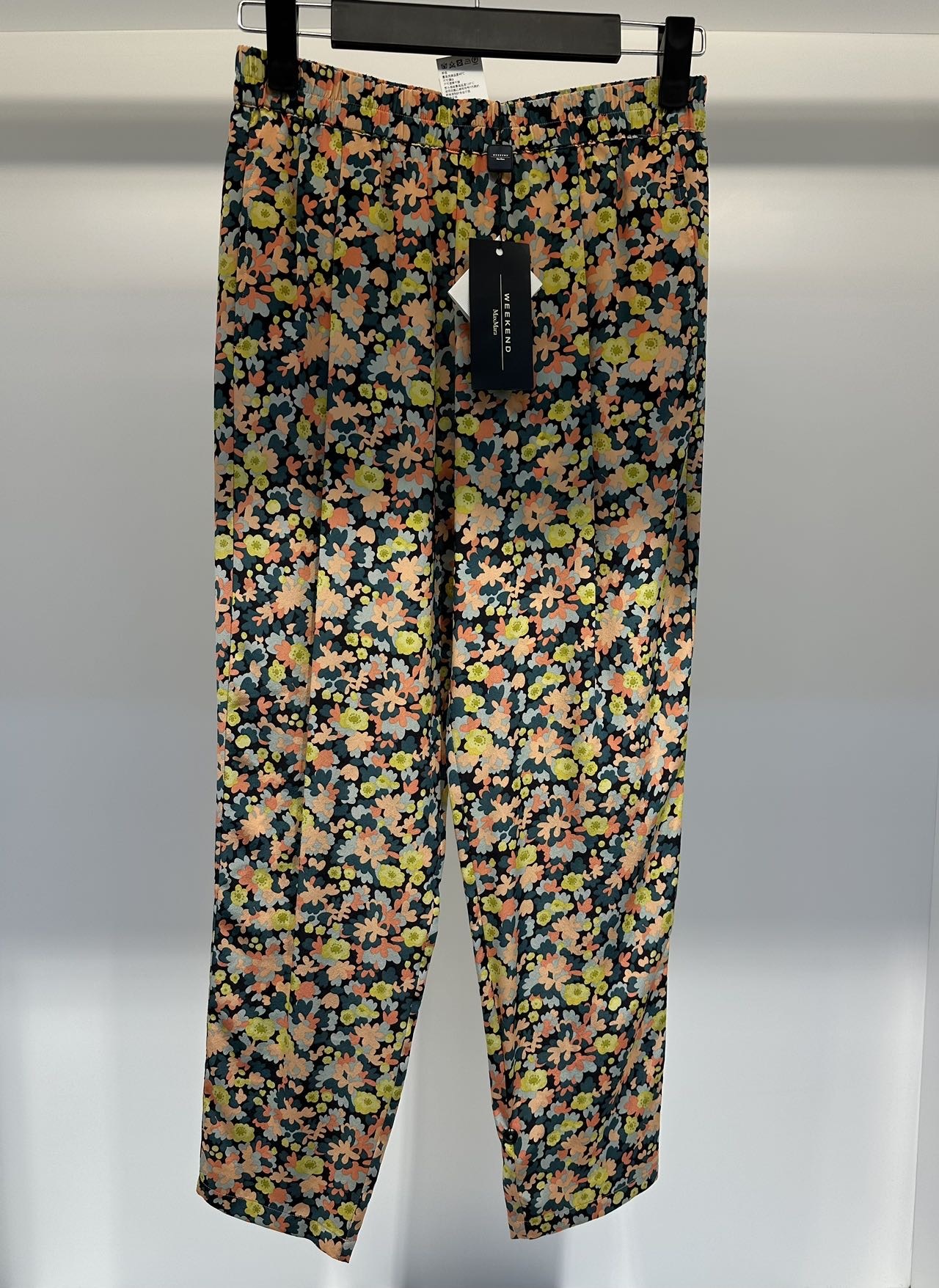 Flower casual pants