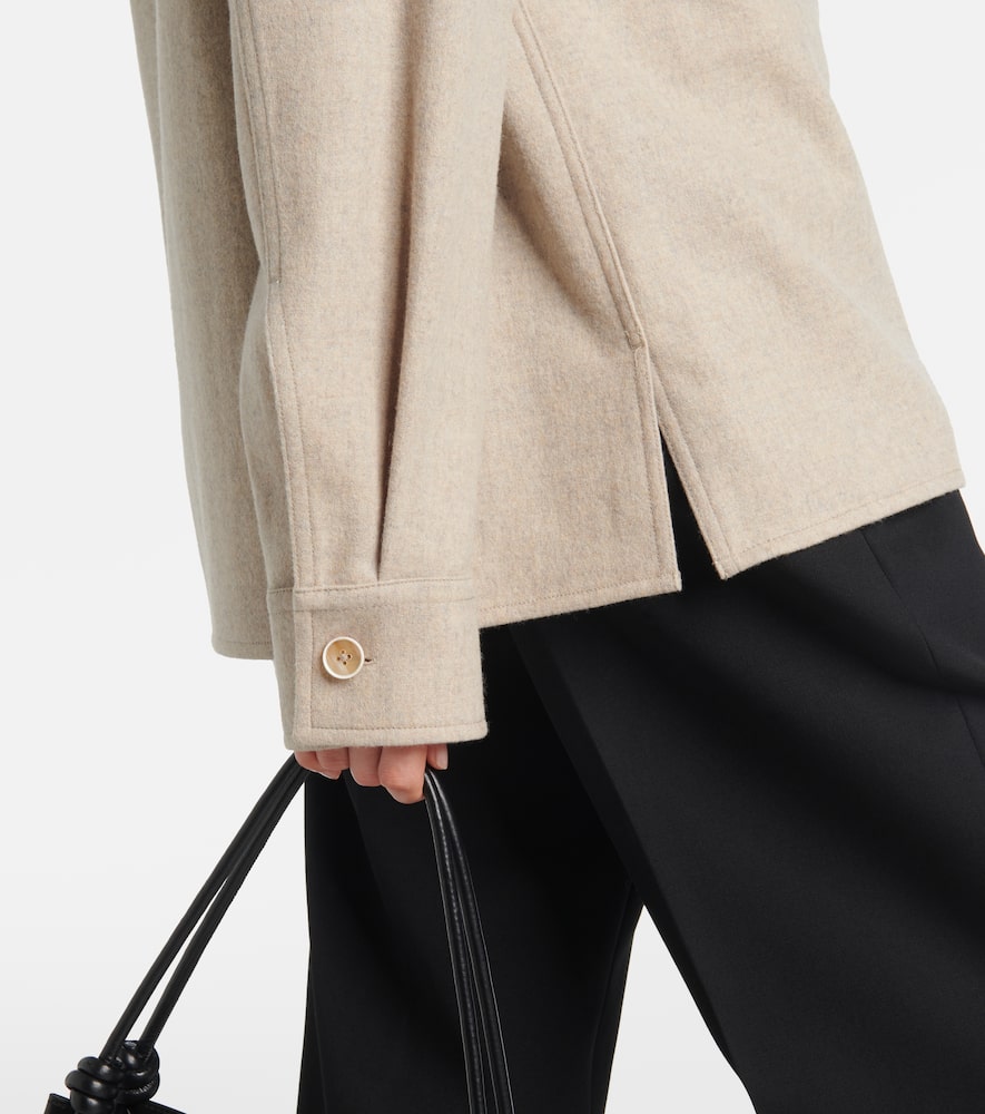 Virgin wool overshirt
