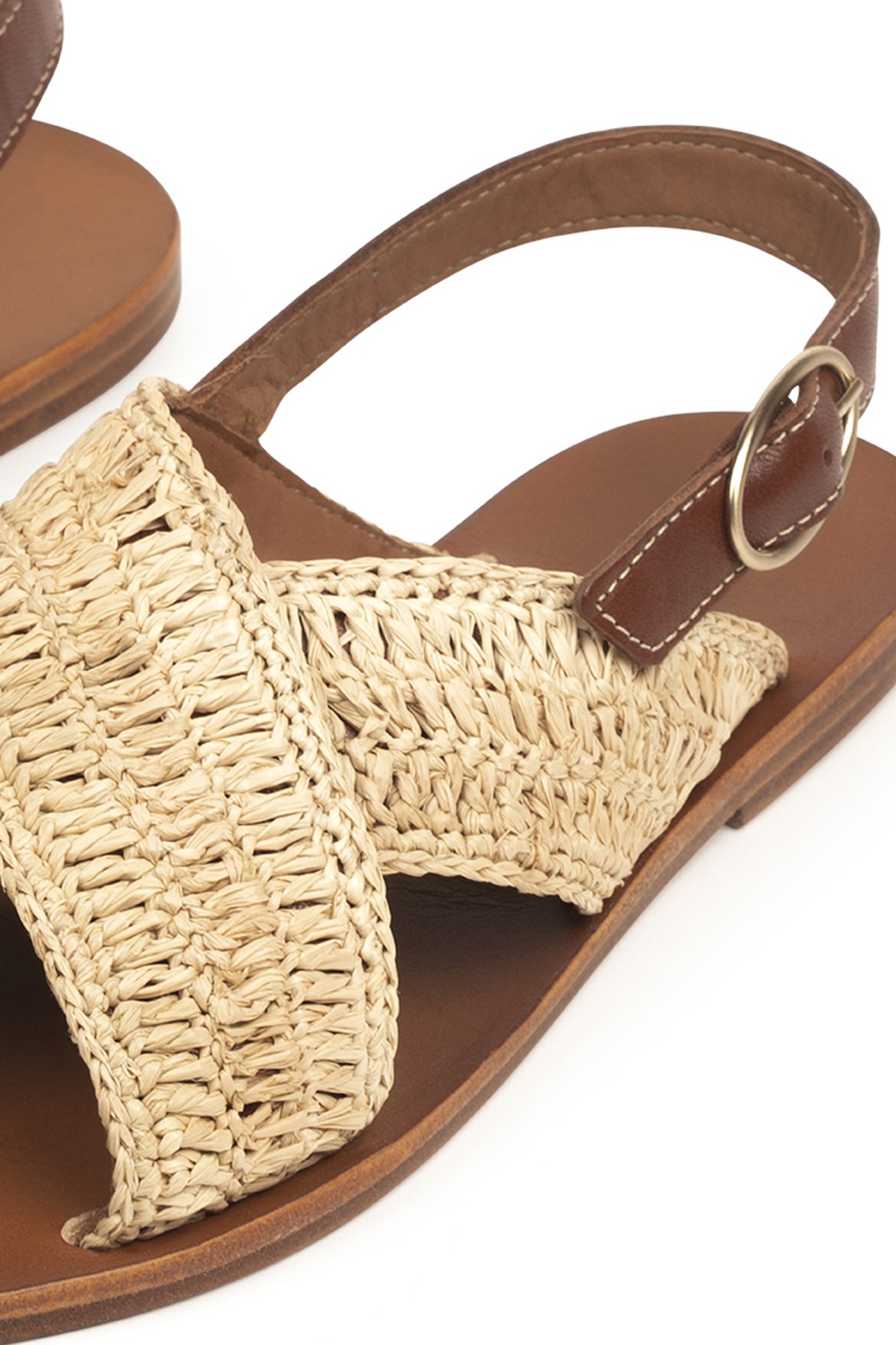 Flat fringed sandals
