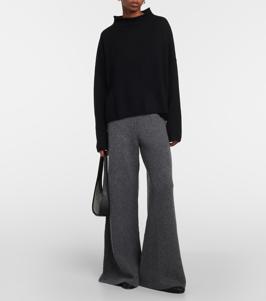 Sandy cashmere mockneck sweater